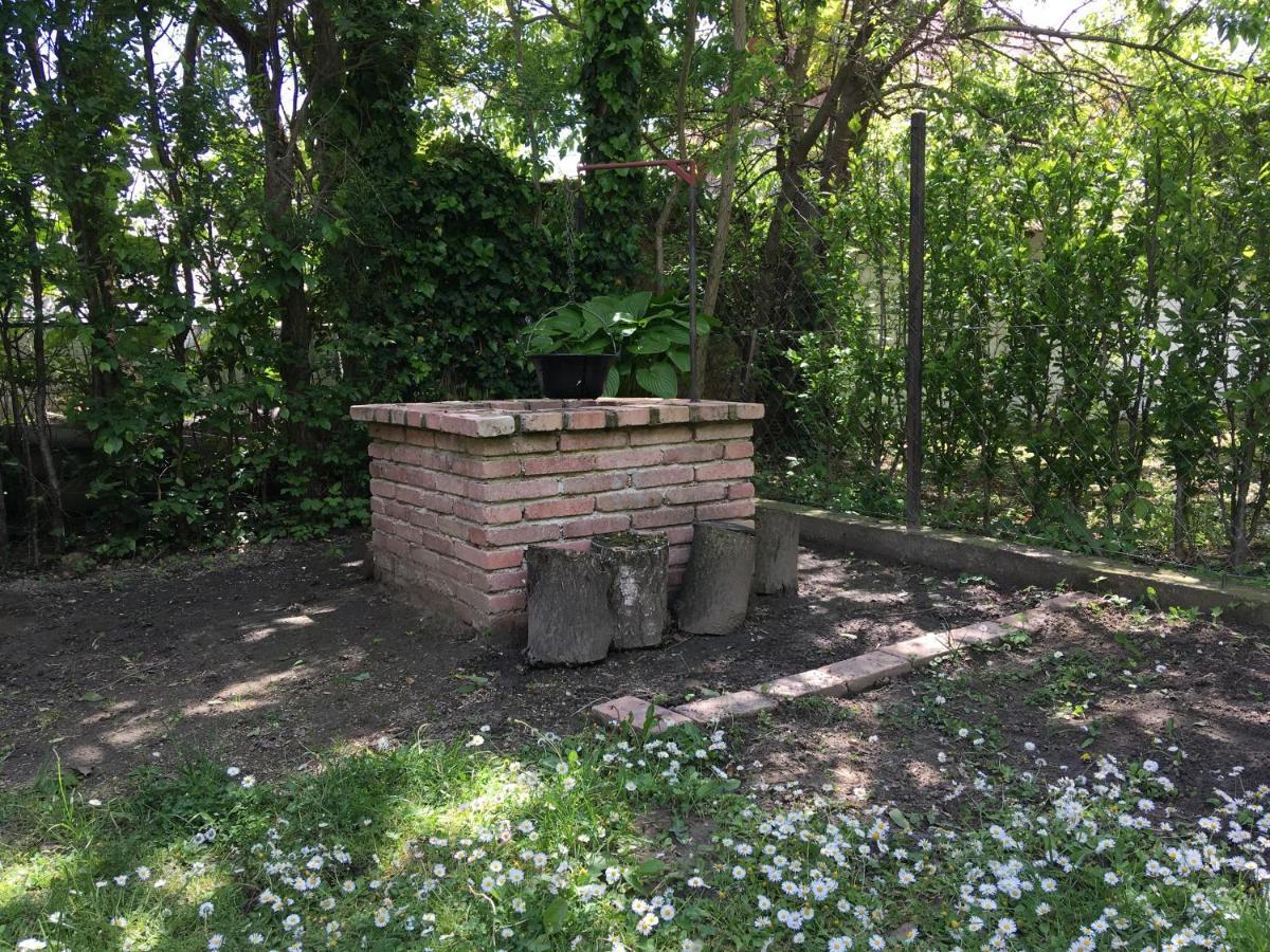 Balatonlelle Apartmanház Exterior foto