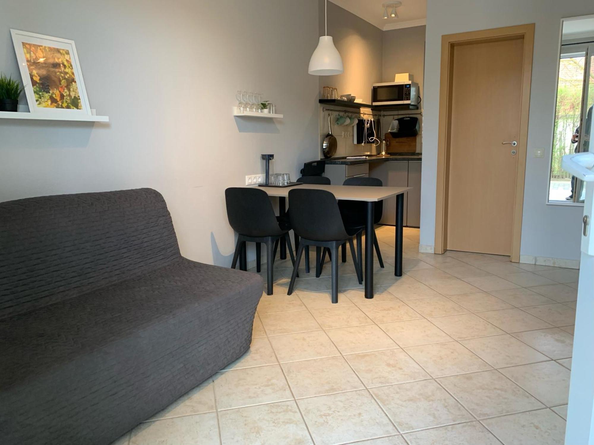 Balatonlelle Apartmanház Exterior foto
